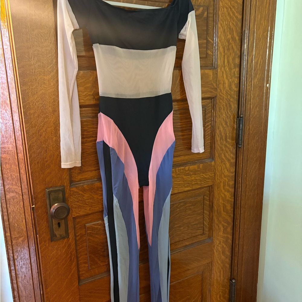 Fashion Nova Black V-Neck Top